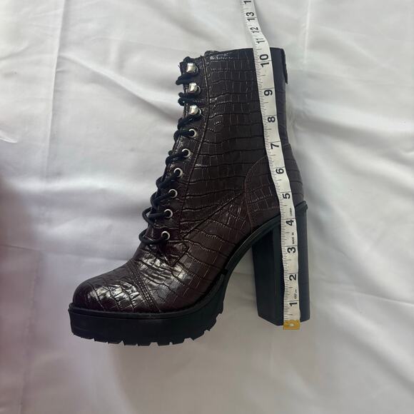 Winnie Harlow x Steve Madden LisaLove Croc Embossed Platform Lace-Up Boots 8.5 - Picture 10 of 10